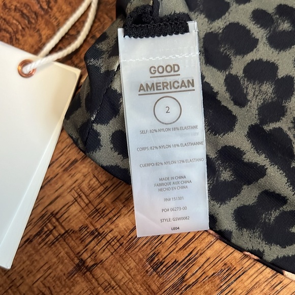 Good American Reversable Strapless Bikini - Picture 4 of 4